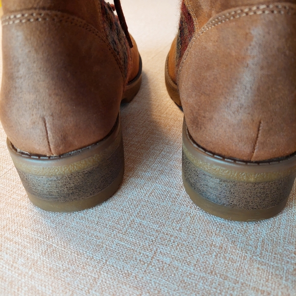 Mossimo booties size 8 - Picture 6 of 7